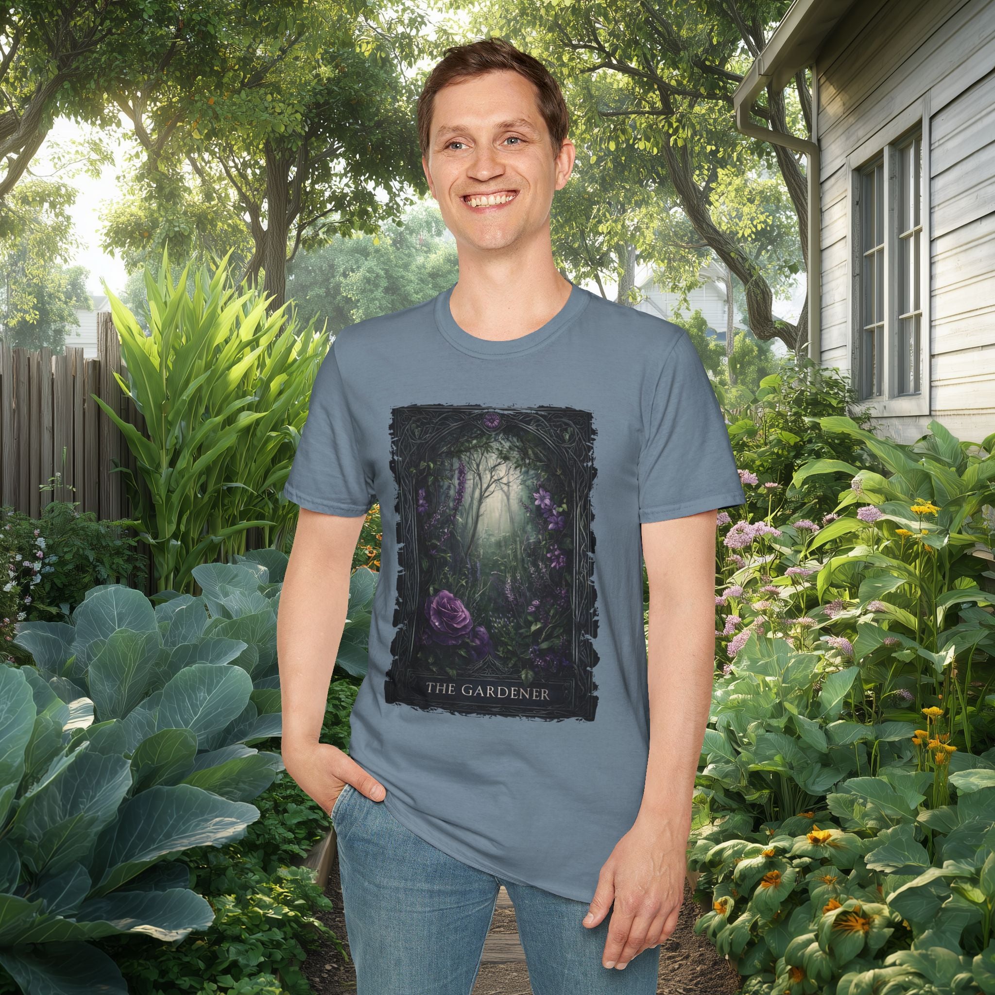 Moody Floral Gothic Gardener Tarot Card T-Shirt