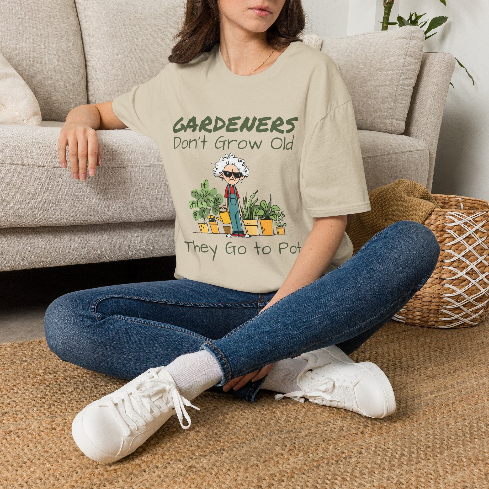 Gardeners Don’t Grow Old Funny Plant Lady T-Shirt