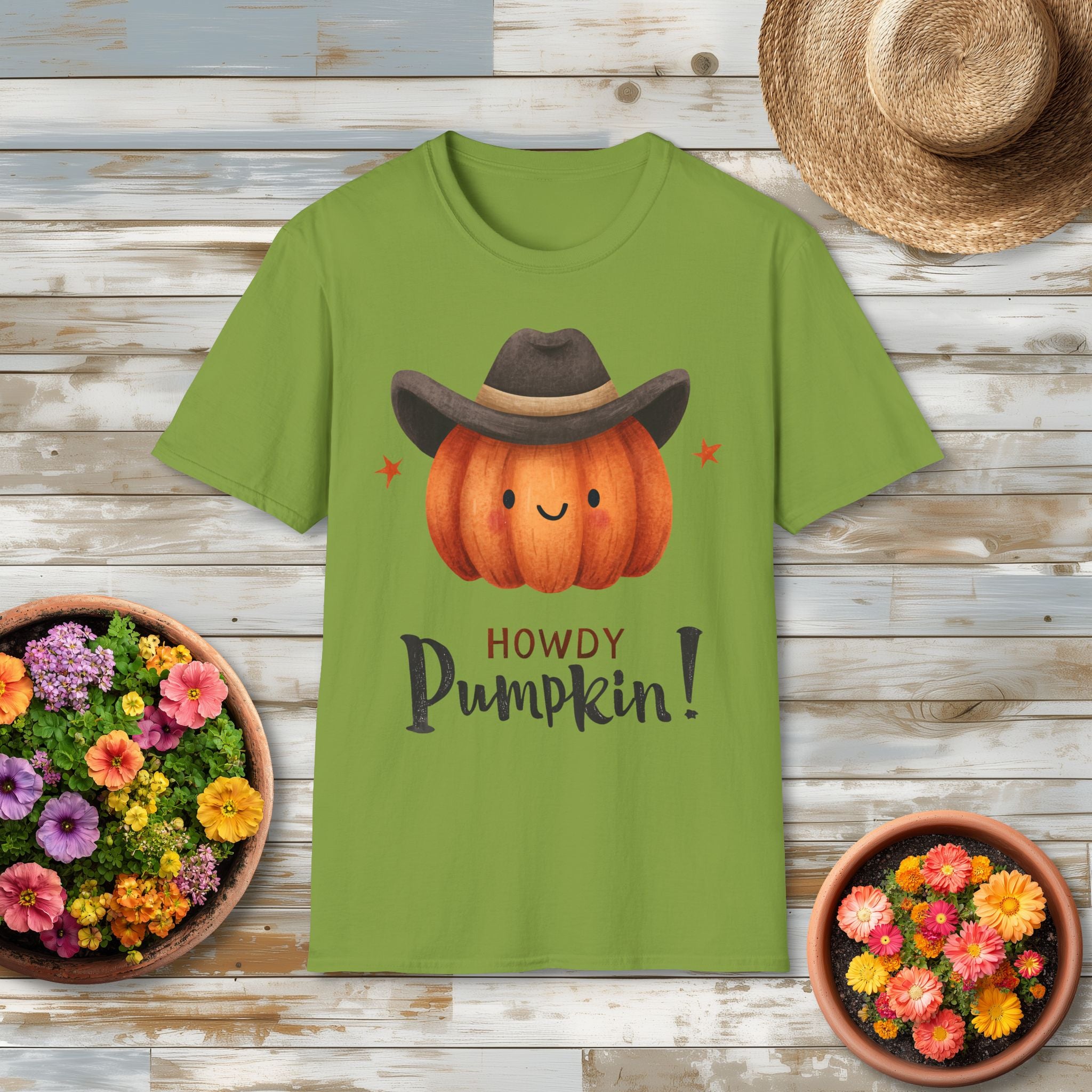 Howdy Pumpkin T-Shirt - Modern Minimalist Vibe